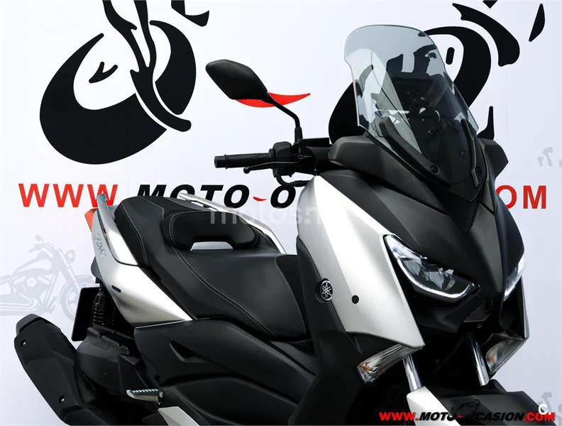 Yamaha XMAX 400 – Vista 4