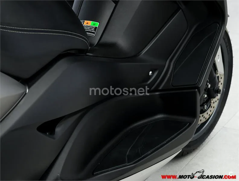 Yamaha XMAX 400 – Vista 5