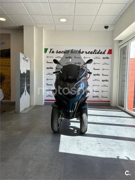 Piaggio MP3 530 Exclusive – Vista 4