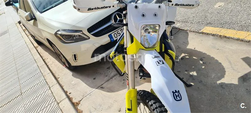 Husqvarna 701 Enduro – Vista 10