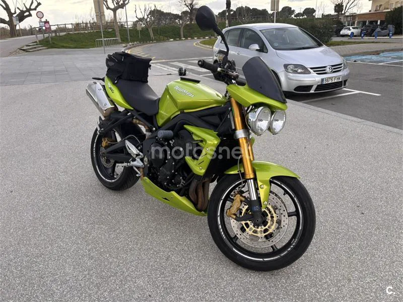 Triumph Street Triple – Vista 5