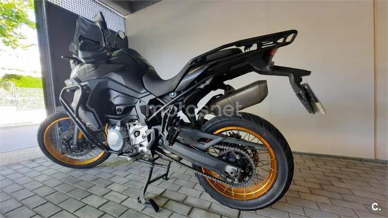 Voge 900 DSX – Vista 4
