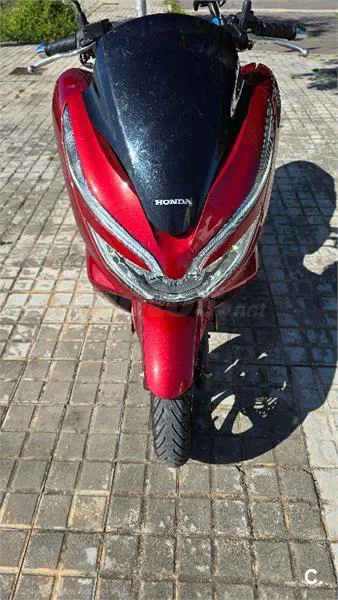 Honda PCX 125 – Vista 2