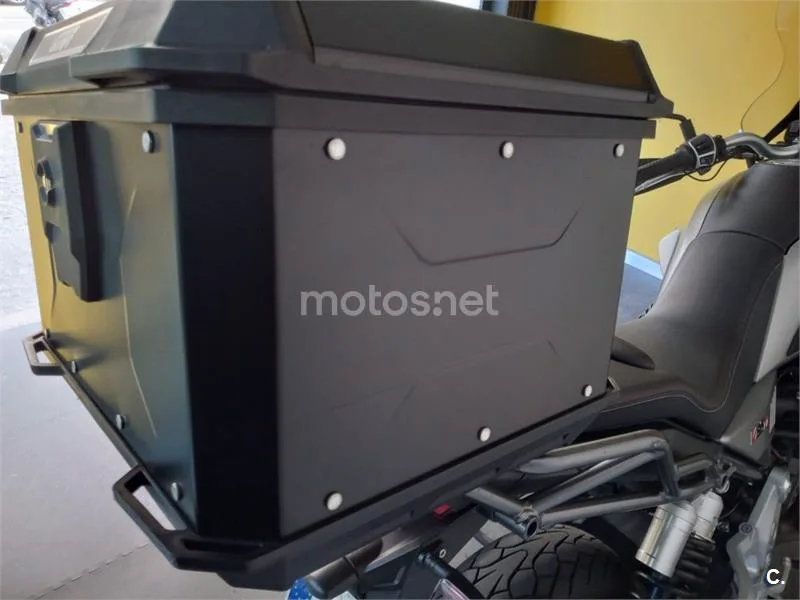 Moto Guzzi V85 TT – Vista 13
