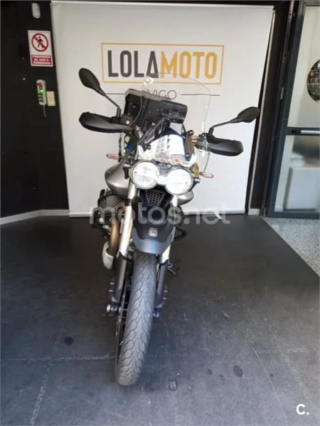 Moto Guzzi V85 TT – Vista 4
