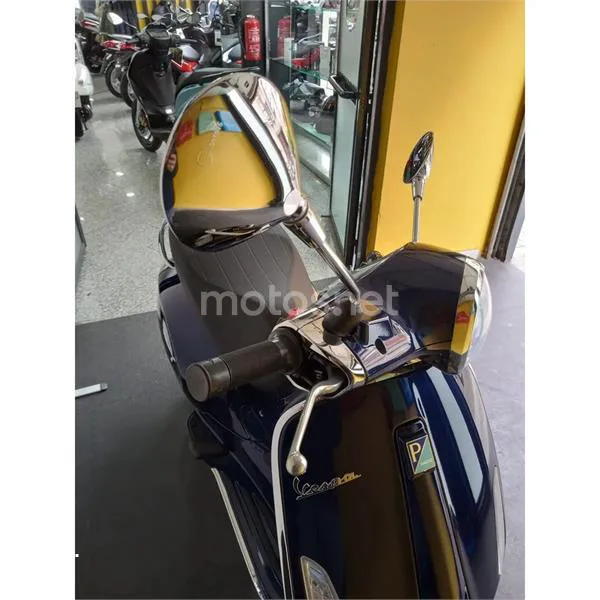 Vespa Primavera – Vista 7