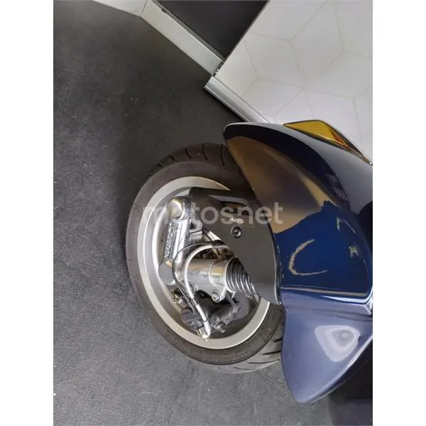 Vespa Primavera – Vista 9