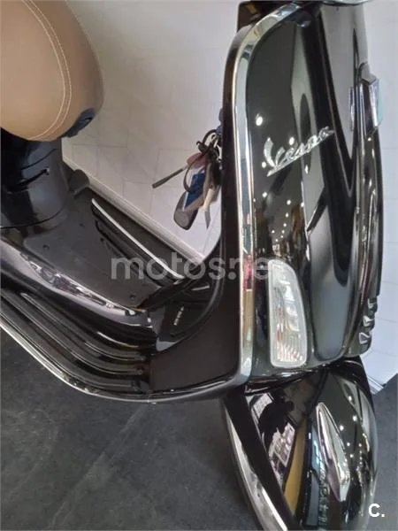 Vespa Primavera – Vista 12