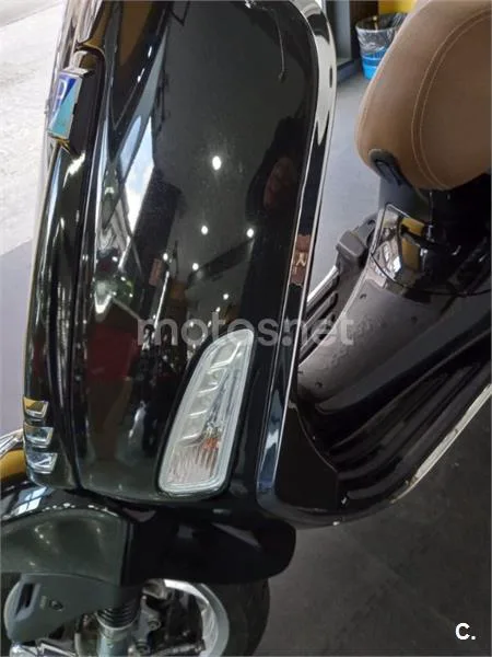 Vespa Primavera – Vista 16