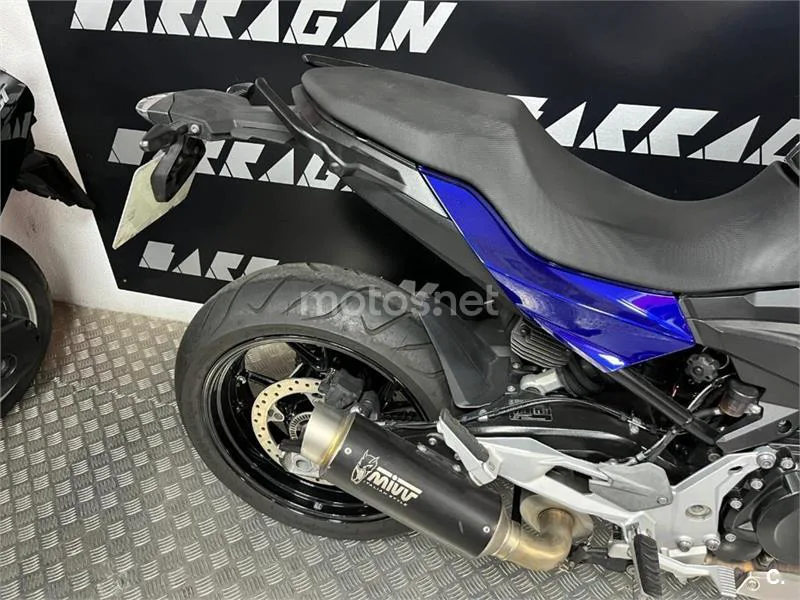 BMW F 900 R – Vista 4