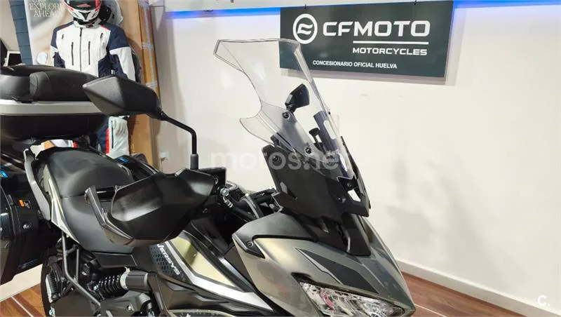 Kawasaki Versys – Vista 18