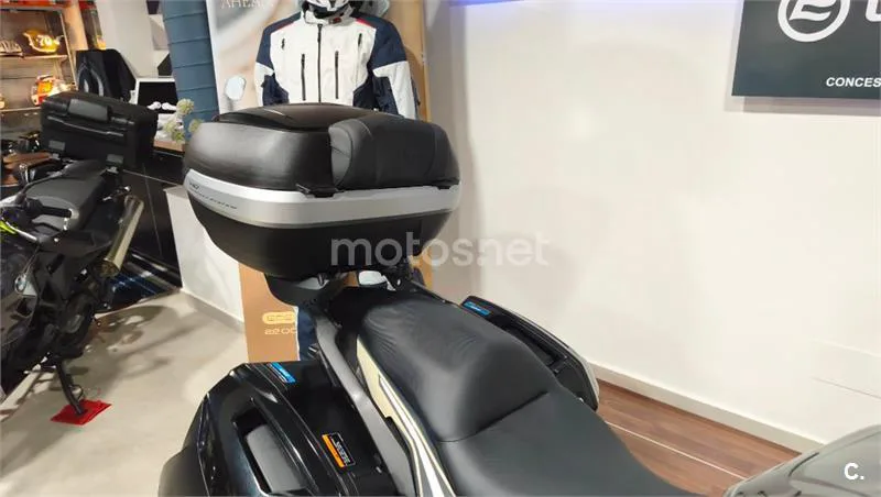 Kawasaki Versys – Vista 20