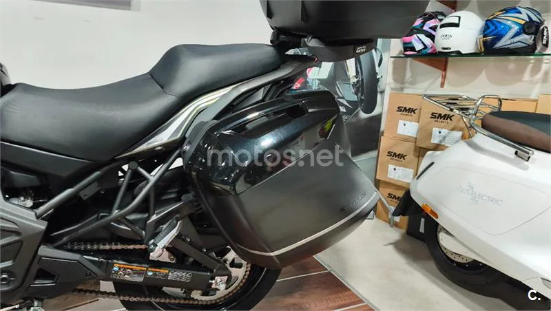Kawasaki Versys – Vista 32