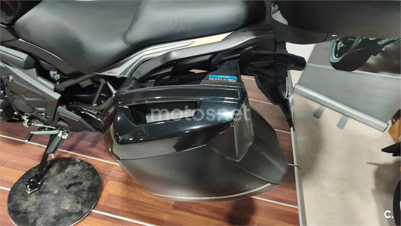Kawasaki Versys – Vista 34