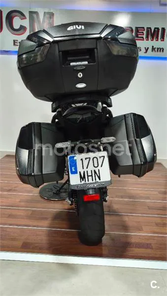 Kawasaki Versys – Vista 36