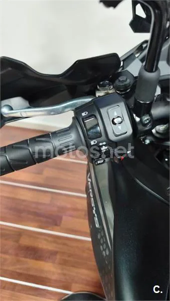 Kawasaki Versys – Vista 39