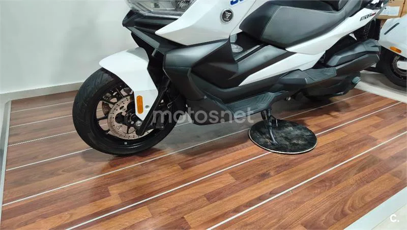 Voge SR4 Max – Vista 18