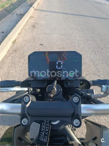 Voge 125 R – Vista 7