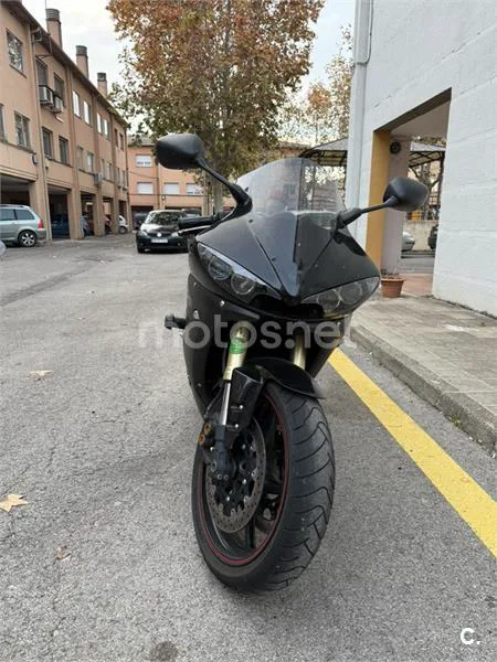 Yamaha R6 – Vista 2