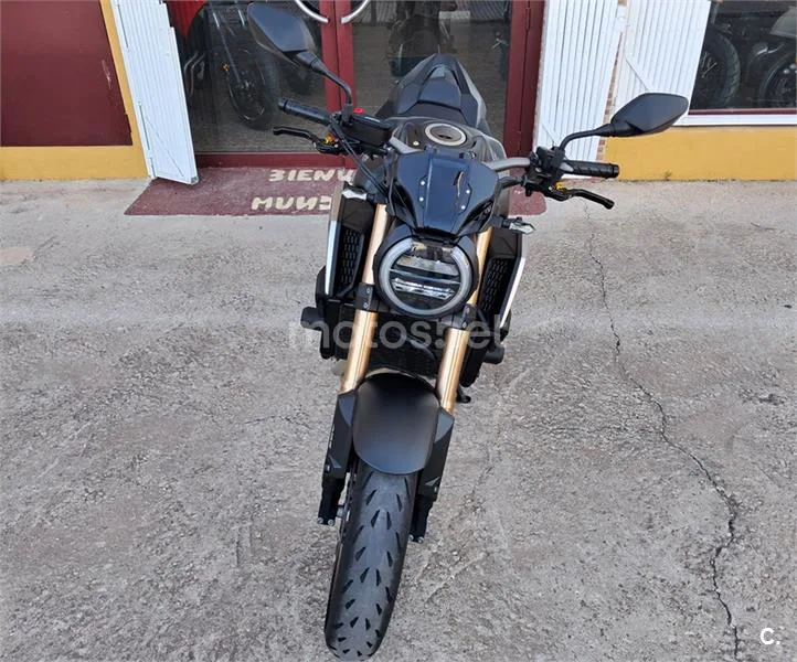 Honda CBR 650 R – Vista 10