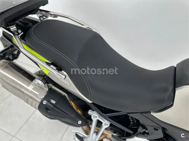 Voge 900 DSX – Vista 11