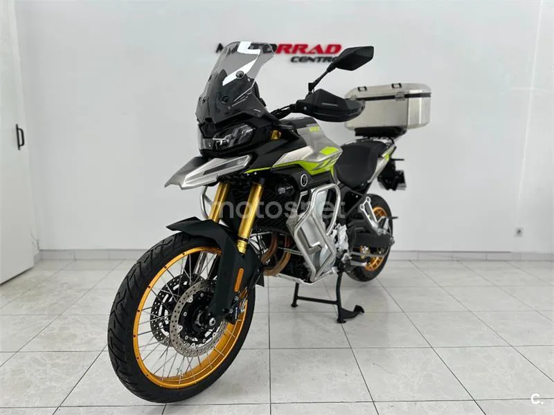 Voge 900 DSX – Vista 3