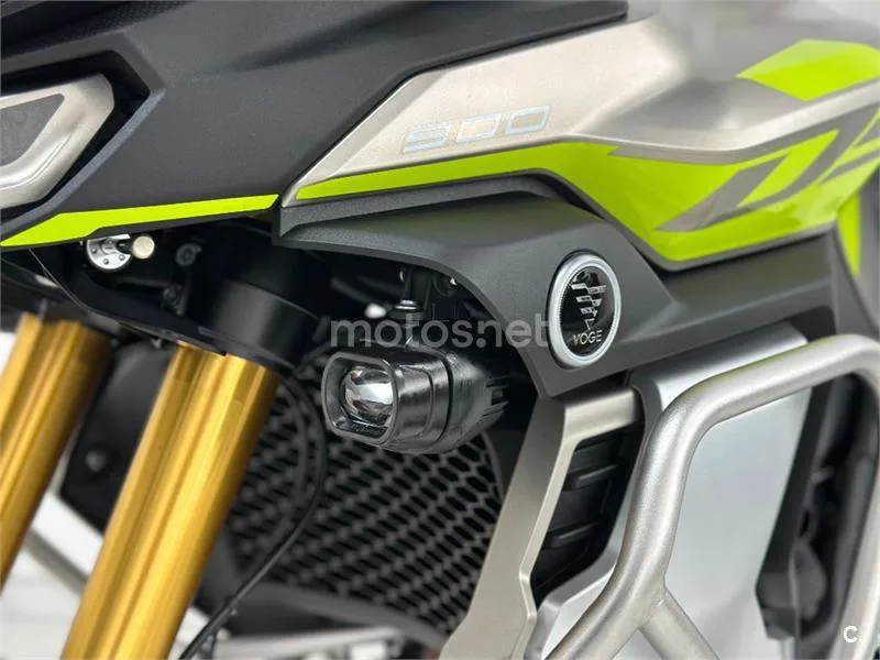 Voge 900 DSX – Vista 22
