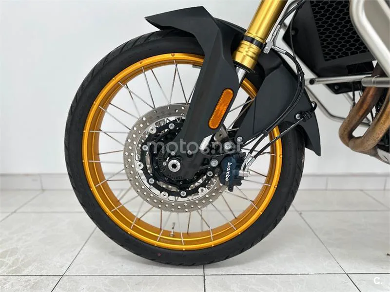 Voge 900 DSX – Vista 23