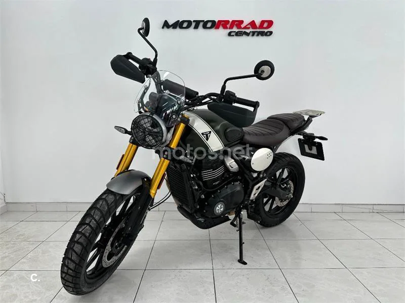 Triumph Scrambler 400 X – Vista 3