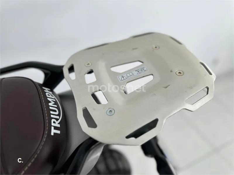 Triumph Scrambler 400 X – Vista 27