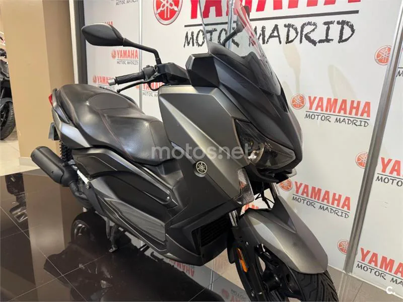 Yamaha XMAX 125 – Vista 4