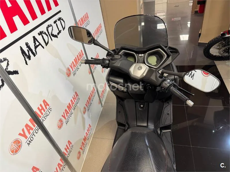 Yamaha XMAX 125 – Vista 8
