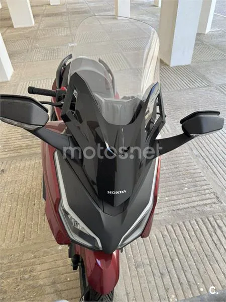 Honda Forza 350 - Vista 8