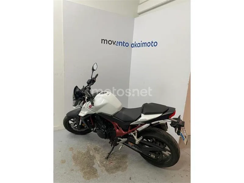 Honda CB 750 Hornet – Vista 3