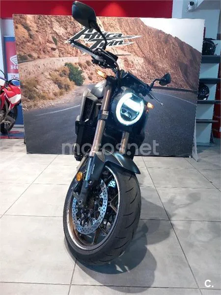 Honda CB 650 R – Vista 22