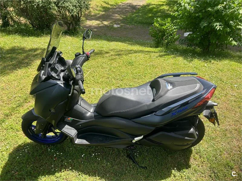 Yamaha XMAX 300 – Vista 8