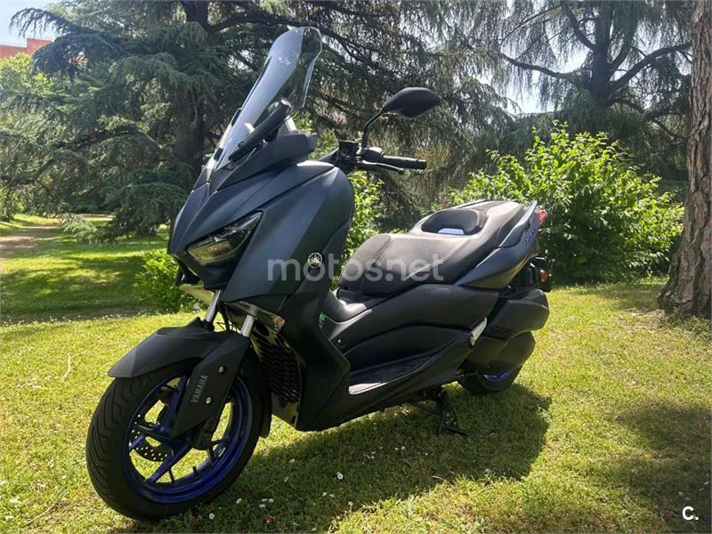 Yamaha XMAX 300 – Vista 9