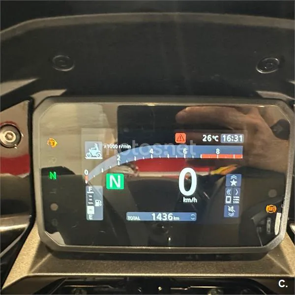 Honda Forza 750 – Vista 9