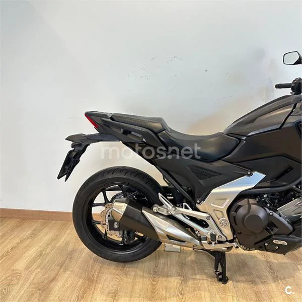 Honda NC 750 X – Vista 6