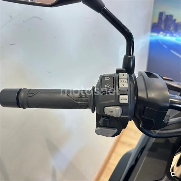 Honda NC 750 X – Vista 8