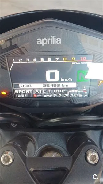Aprilia Shiver 900 – Vista 3
