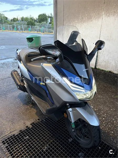 Honda Forza 125 – Vista 2