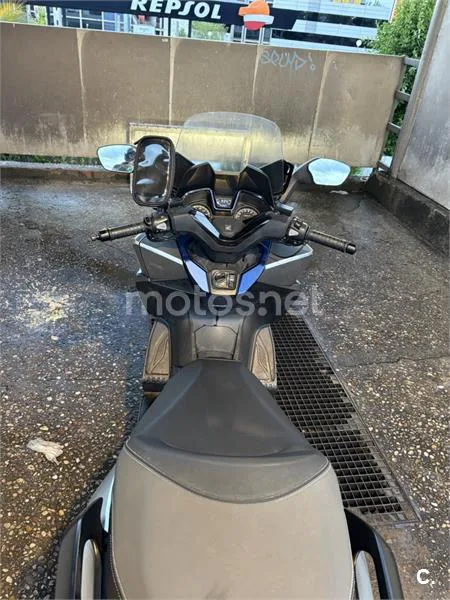 Honda Forza 125 – Vista 5