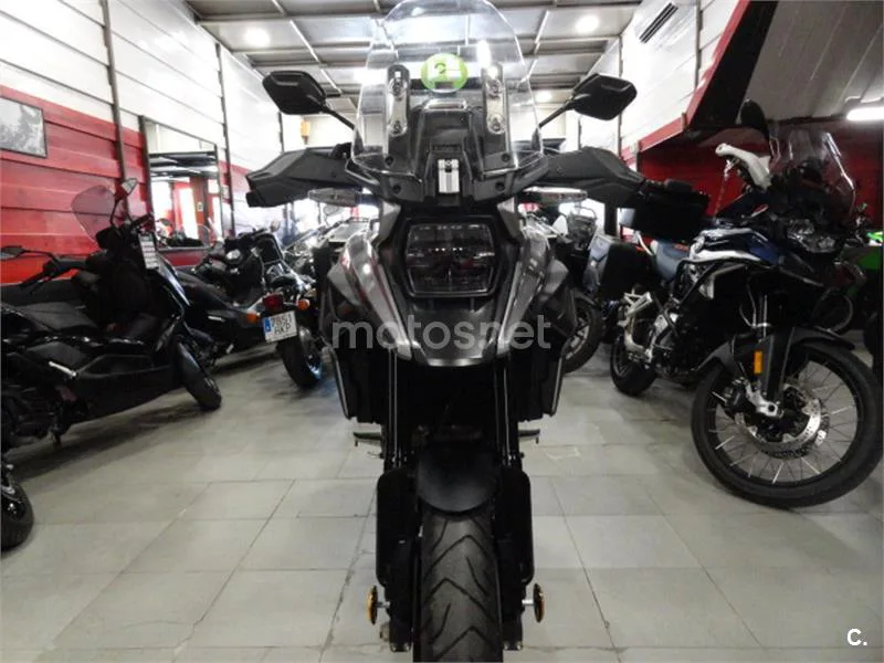 Suzuki V-Strom 1050 – Vista 4