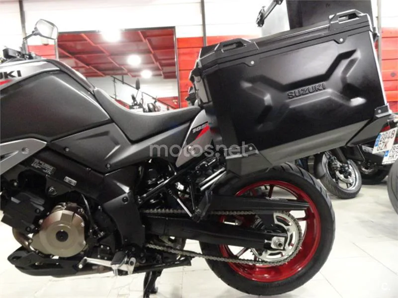 Suzuki V-Strom 1050 – Vista 6