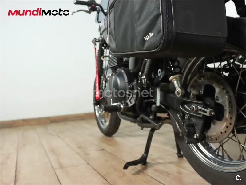 Triumph Scrambler EFI – Vista 9