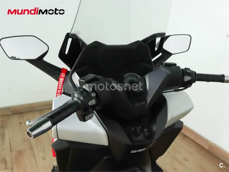 Honda Forza 125 – Vista 11