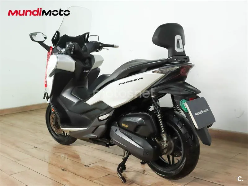 Honda Forza 125 – Vista 8