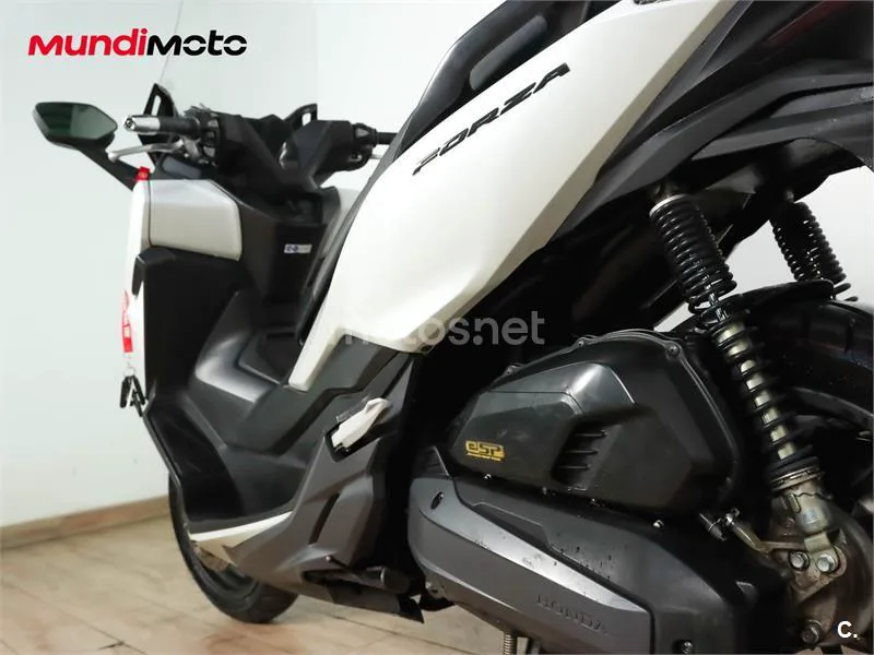 Honda Forza 125 – Vista 9