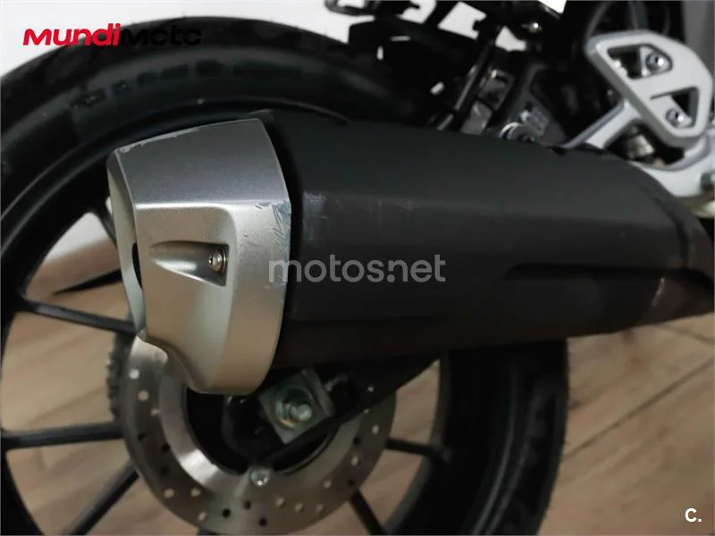 Yamaha MT-125 – Vista 13